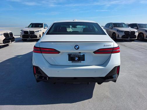 Alpine White 2027 BMW 530 i