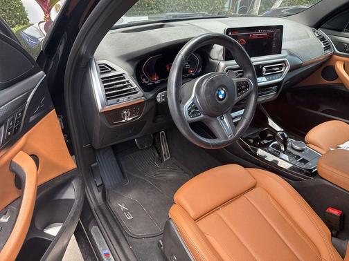 Carbon Black Metallic 2024 BMW X3 sDrive30i