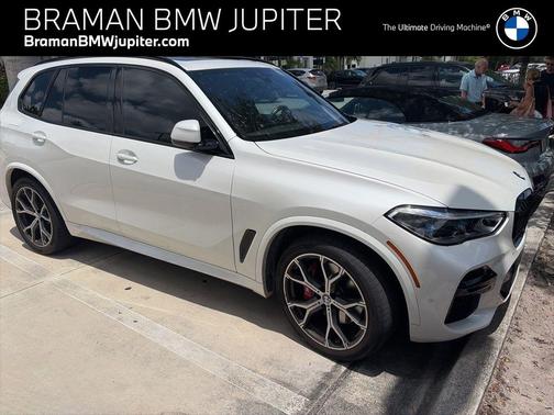 Mineral White Metallic 2023 BMW X5 sDrive40i