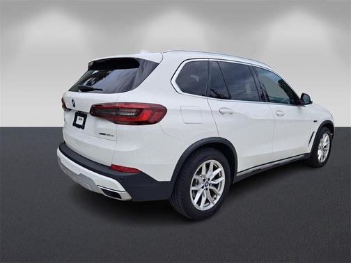 2022 BMW X5 PHEV xDrive45e