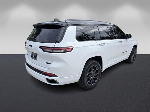 2025 Jeep Grand Cherokee L Summit