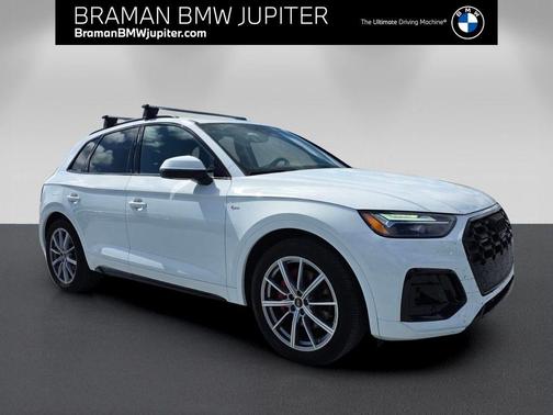 Arkona White 2025 Audi Q5 55 S line quattro Premium