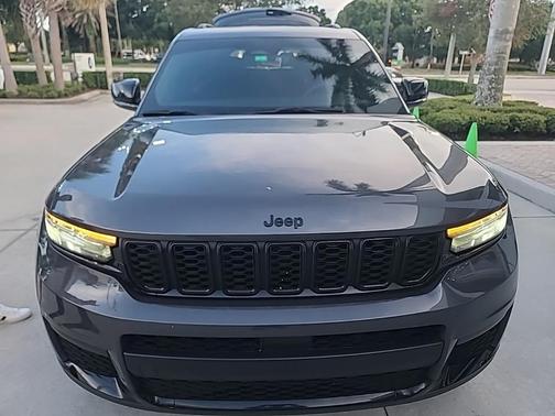 2023 Jeep Grand Cherokee L Laredo