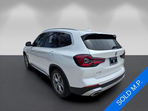 Mineral White Metallic 2023 BMW X3 xDrive30i
