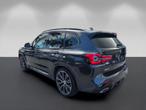 Dark Graphite Metallic 2022 BMW X3 xDrive30i