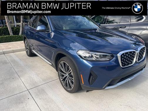 2025 BMW X4 xDrive30i