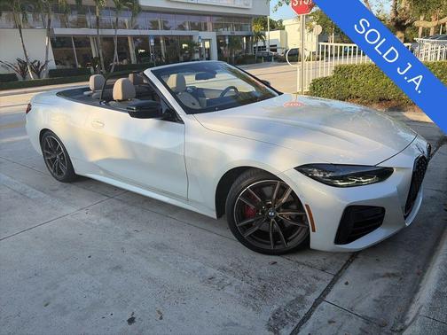 Mineral White Metallic 2024 BMW M440 i