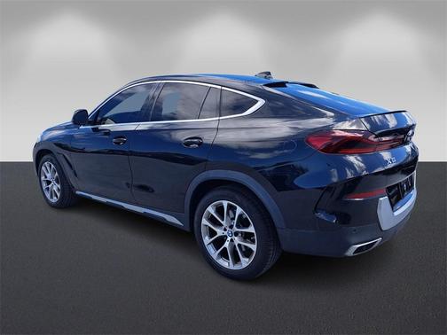2022 BMW X6 xDrive40i