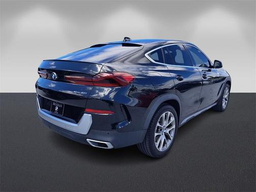 2022 BMW X6 xDrive40i