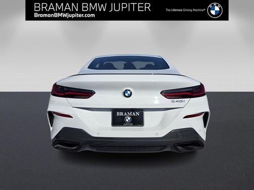 2023 BMW 840 i