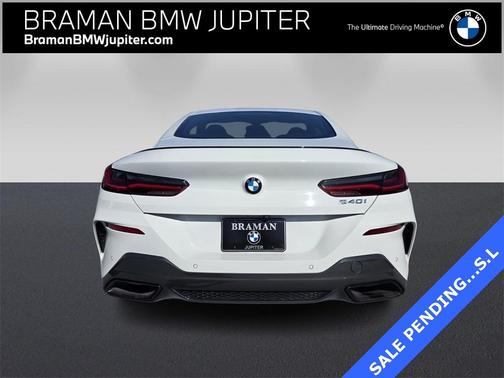 2023 BMW 840 i