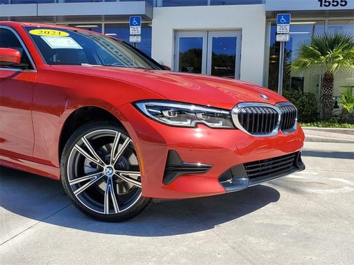 Photo 3 of 27 of 2021 BMW 330 i xDrive