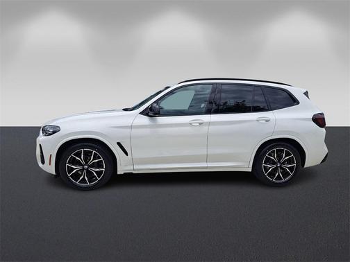 2023 BMW X3 M40i
