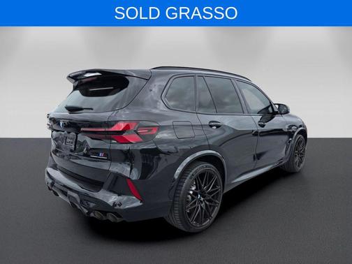 Black Sapphire Metallic 2026 BMW X5 M Competition