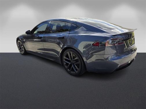 2021 Tesla Model S Plaid