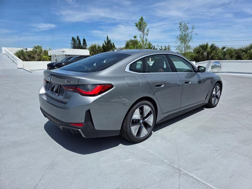 Gray Metallic 2026 BMW i4 Gran Coupe xDrive40