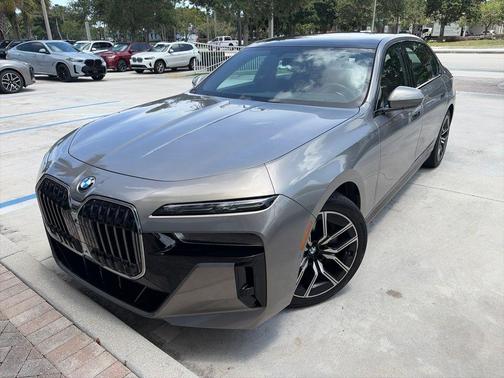 Oxide Gray Metallic 2024 BMW 740 i