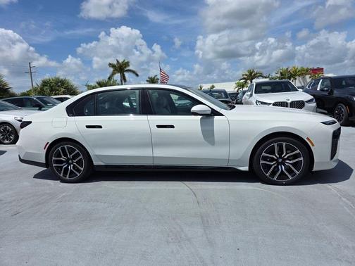 2026 BMW 760 760i xDrive