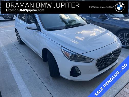 2020 Hyundai Elantra GT Base