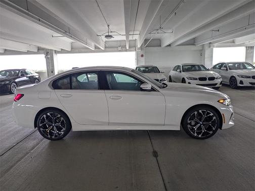 2025 BMW 330 i