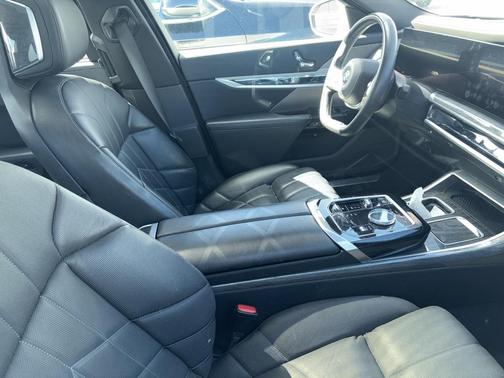 2023 BMW i7 xDrive60