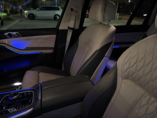 2023 BMW X7 xDrive40i