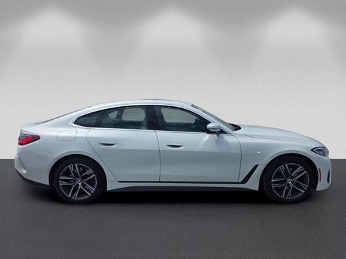Mineral White Metallic 2024 BMW 430 Gran Coupe i
