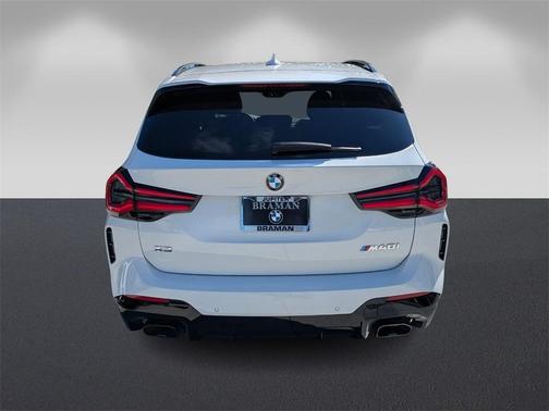 2024 BMW X3 M40i