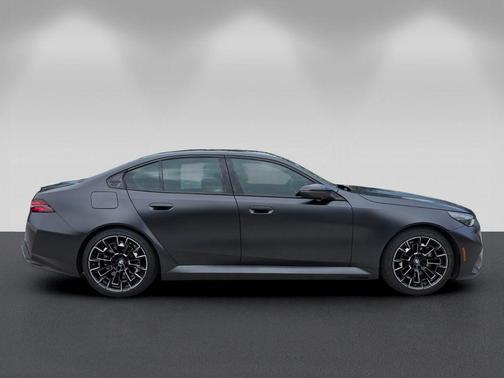 Deep Gray Metallic 2026 BMW M5 Base