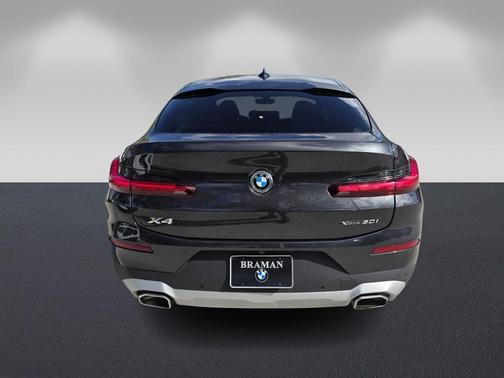 2022 BMW X4 xDrive30i