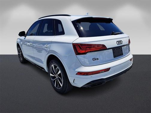 2024 Audi Q5 45 S line quattro Premium