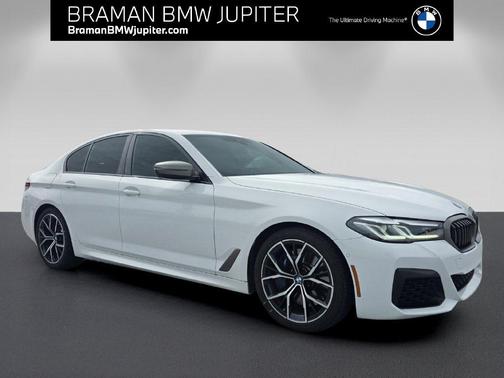 Alpine White 2021 BMW M550 i xDrive