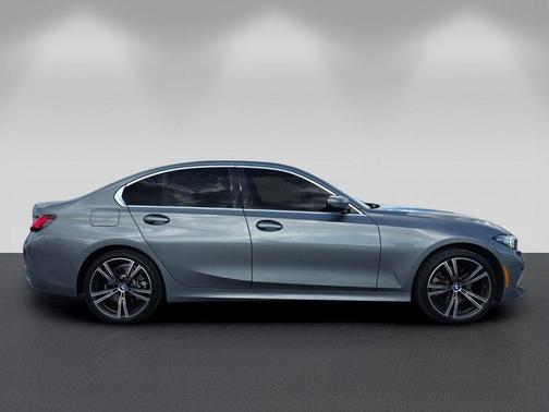 Skyscraper Gray Metallic 2024 BMW 330 i