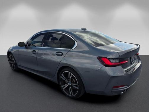 Skyscraper Gray Metallic 2024 BMW 330 i