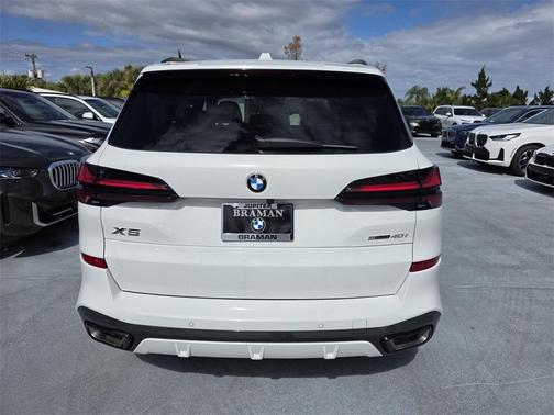 2026 BMW X5 sDrive40i