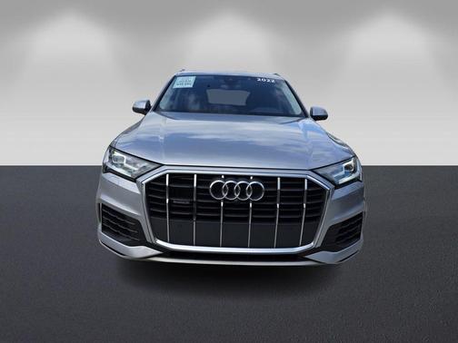 2022 Audi Q7 55 Premium