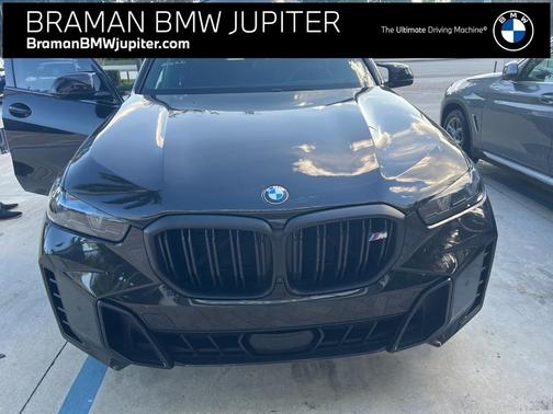 2025 BMW X5 M60i