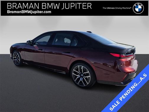 2023 BMW 760 760i xDrive