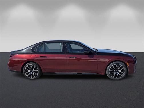 2023 BMW 760 760i xDrive