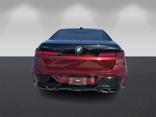 2023 BMW 760 760i xDrive