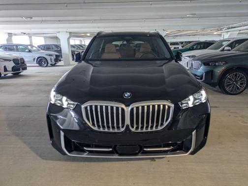 Black Sapphire Metallic 2026 BMW X5 sDrive40i