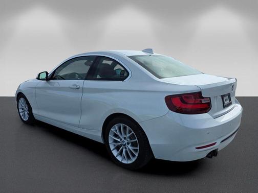 Mineral White Metallic 2016 BMW 228 i