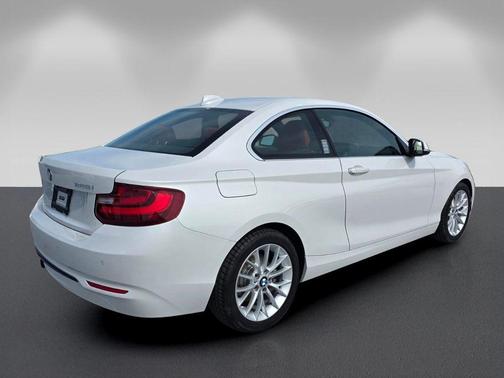Mineral White Metallic 2016 BMW 228 i