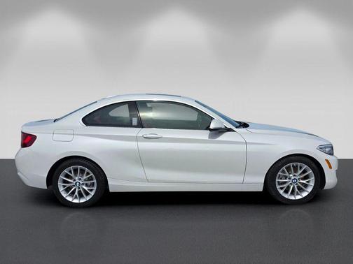 Mineral White Metallic 2016 BMW 228 i