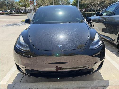 2025 Tesla Model Y Long Range