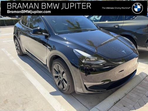 2025 Tesla Model Y Long Range