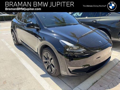 2025 Tesla Model Y Long Range