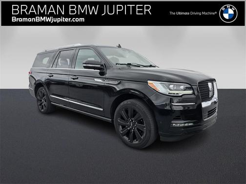 2022 Lincoln Navigator L Reserve