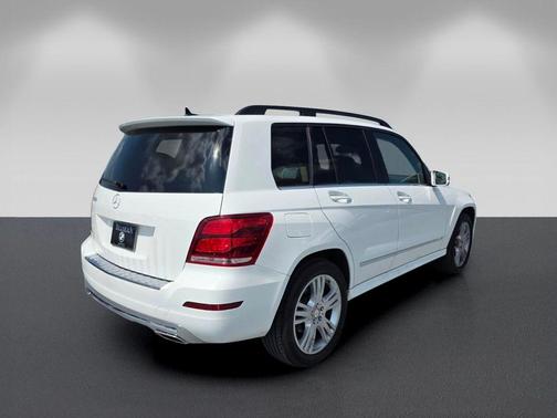 Polar White 2015 Mercedes-Benz GLK-Class GLK 350