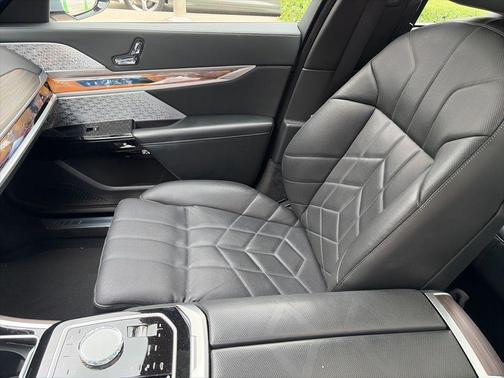 Brooklyn Gray Metallic 2024 BMW 760 760i xDrive